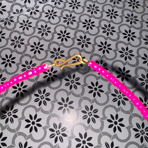 Vintage Vibrant Pink Cascading Necklace Multi-Strand Jewelry - Picture 3 of 3